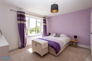 Bedroom- click for photo gallery